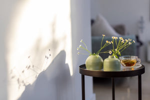 BUD VASES: THE BLOSSOMING INTERIORS TREND