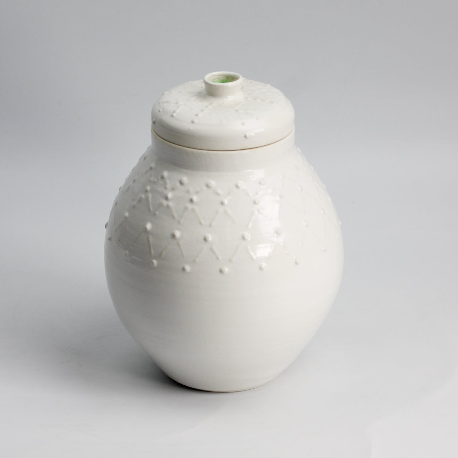Portugese-style white urn