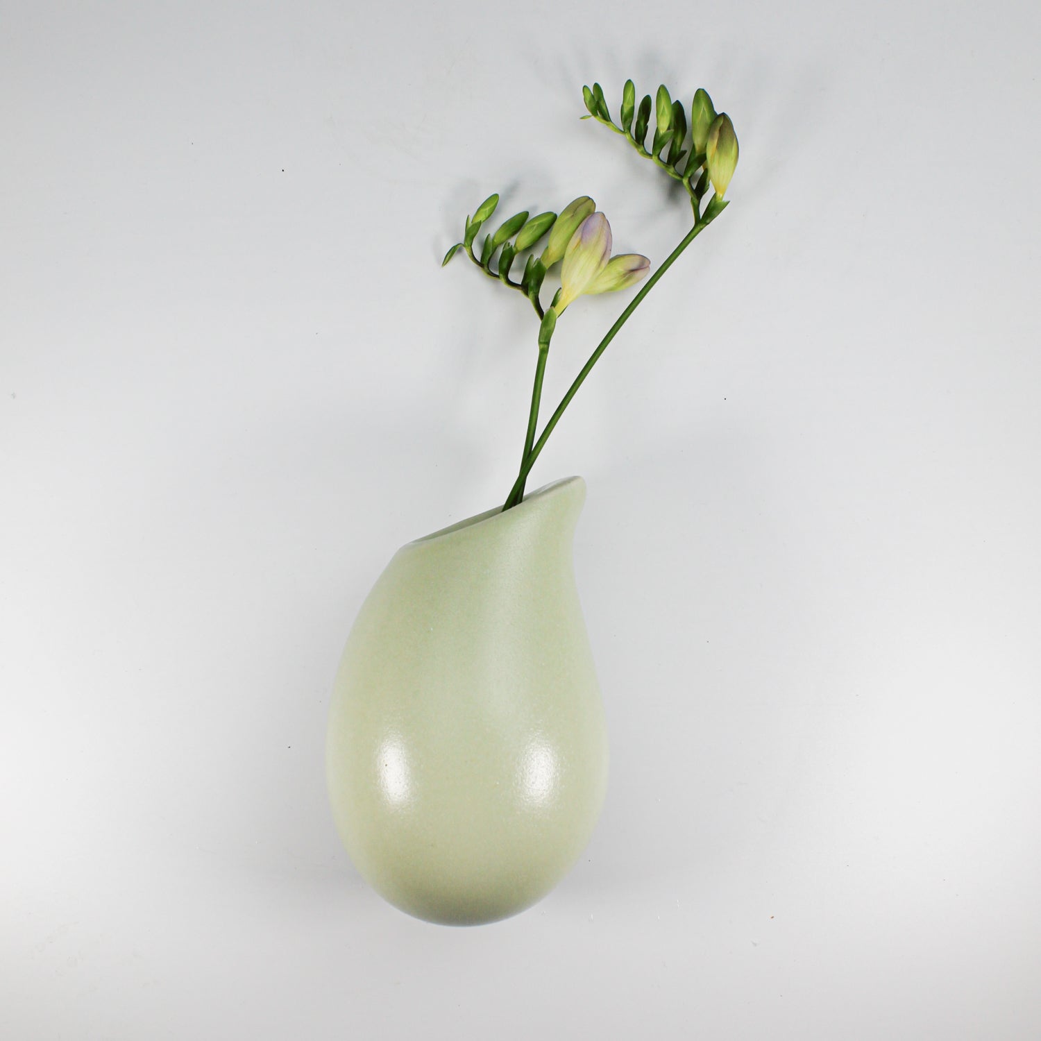 Droplet wall vases