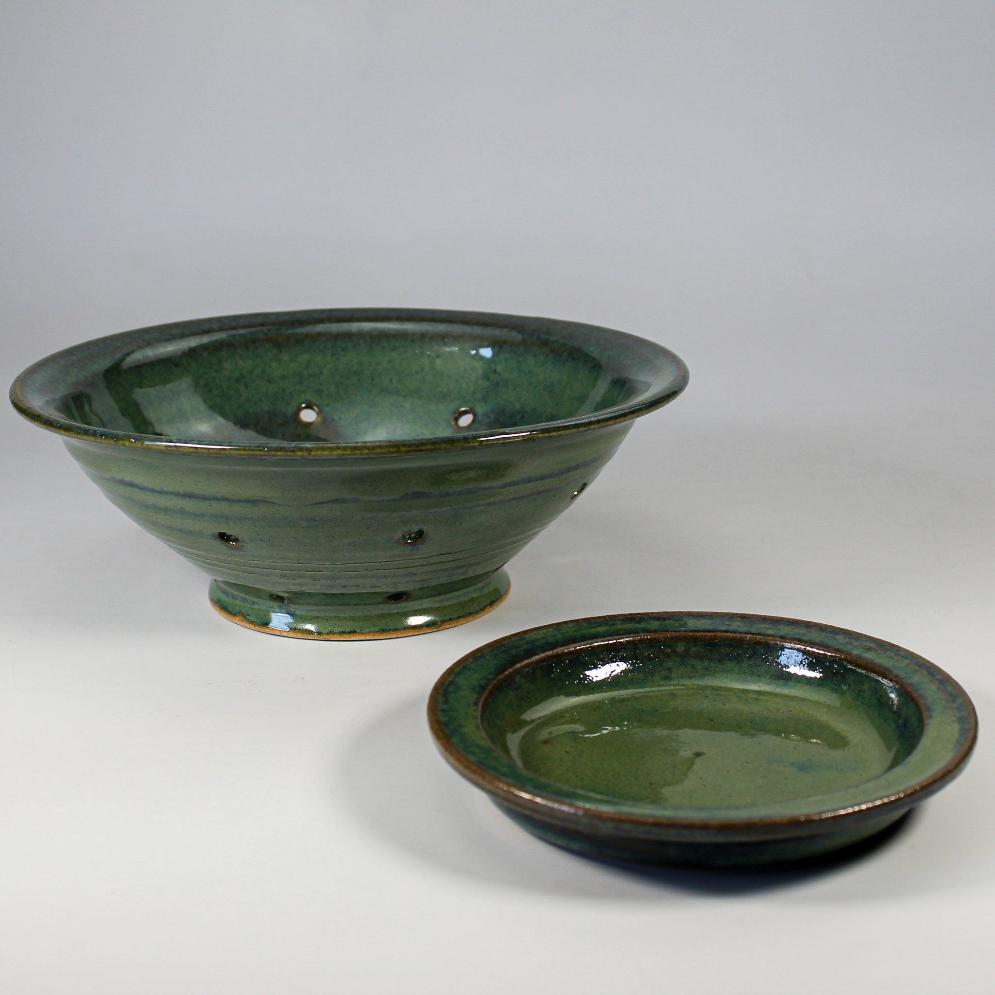 Berry bowl and plate